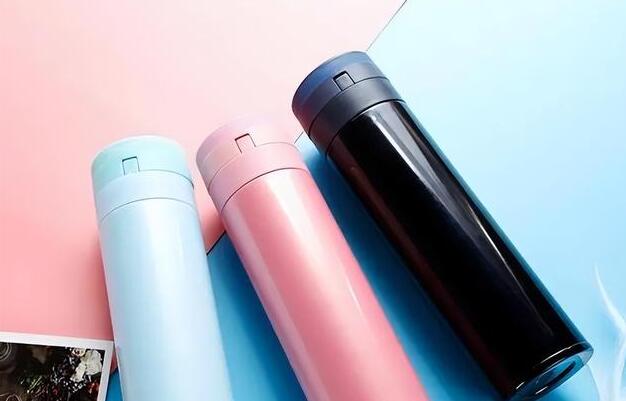 國外保溫杯一定比國產(chǎn)好嗎?怎么挑選保溫杯?