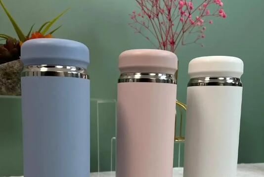 保溫杯免費拿樣-是企業(yè)賺錢還是客戶占了便宜?