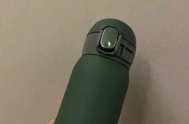 不銹鋼真空保溫杯多少錢?保溫杯材質(zhì)決定其價格