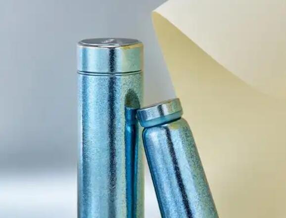 新買的保溫杯壺如何去掉氣味?